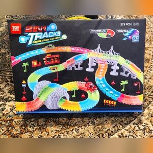 2-in-1 Tracks - Multicolor Glow in the Dark Set
